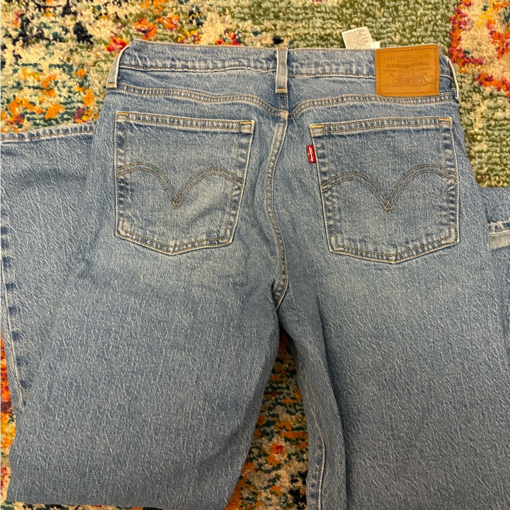 Levi wedgie straight